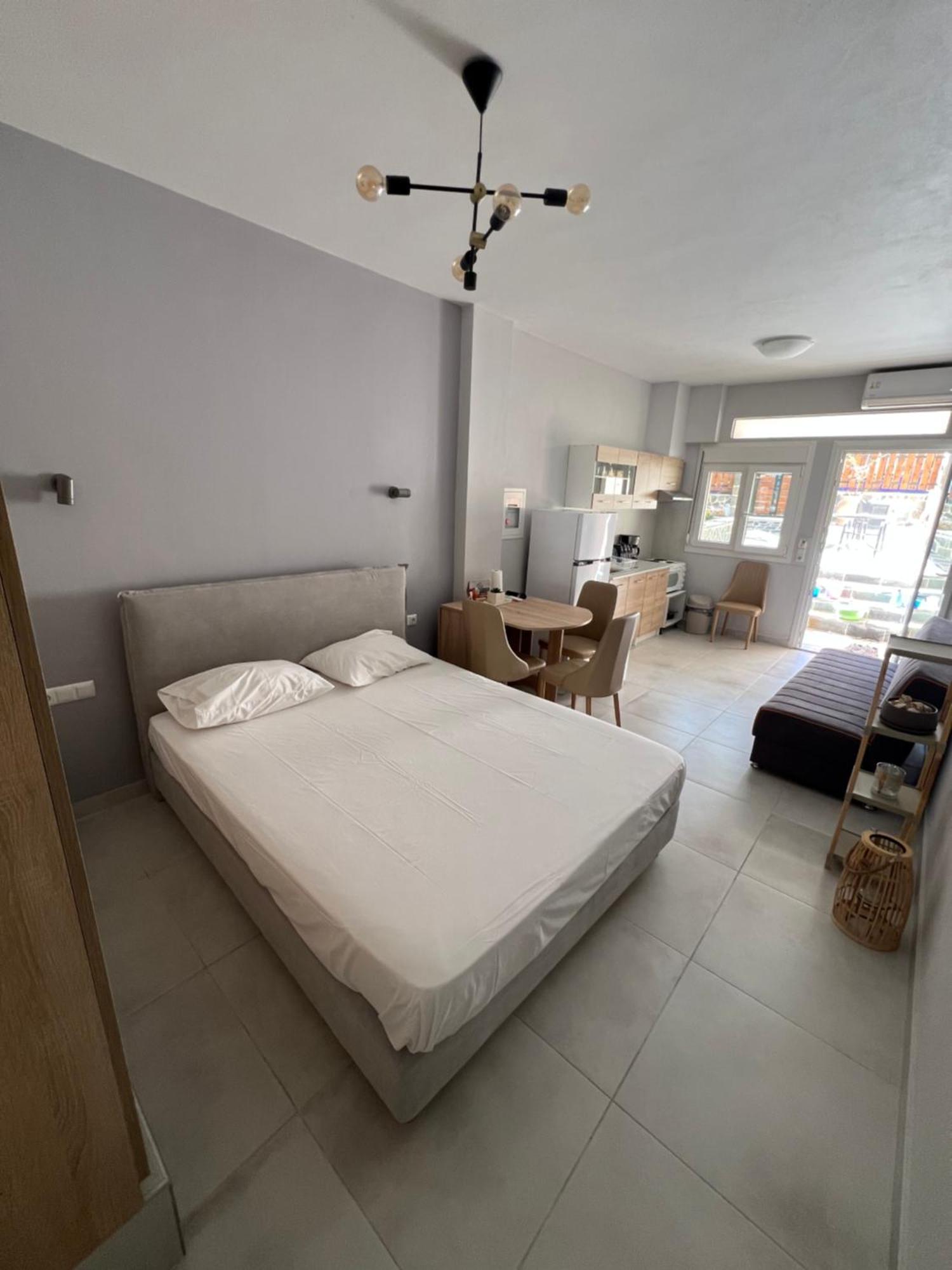 Tillo Apartments Sívota Dış mekan fotoğraf